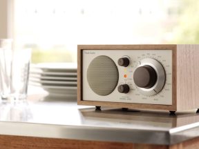 Tantangan Besar Radio: Menemukan Jalan Menuju Revolusi Digital