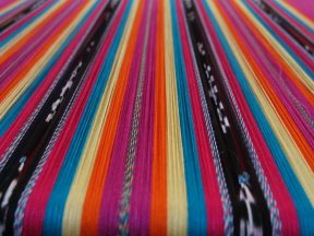 Kerajinan Tenun Indonesia